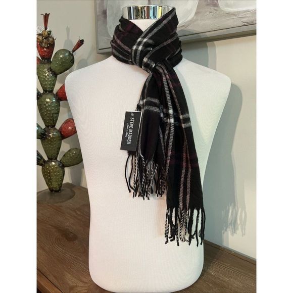 Steve Madden Accessories - NWT Steve Madden Mid Weight Purple Black White Plaid Muffler Scarf